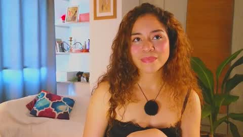 hercyqueen online show from March 2026 09:15:01 PM