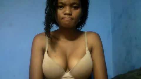 herisse01 online show from March 2026 10:10:02 PM