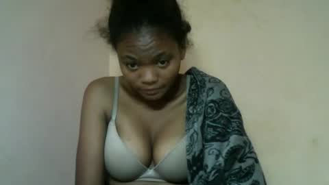 herisse01 online show from May 2026 12:07:01 AM