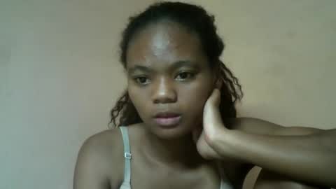 herisse01 online show from May 2026 09:22:02 PM
