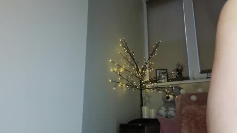 Snapshot of heroine_of_your_life chatting on February 2025 07:49:01 AM Maryana online show from February 2025 07:49:01 AM