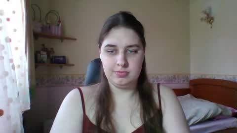 hess_luna_ online show from April 2026 09:14:02 AM