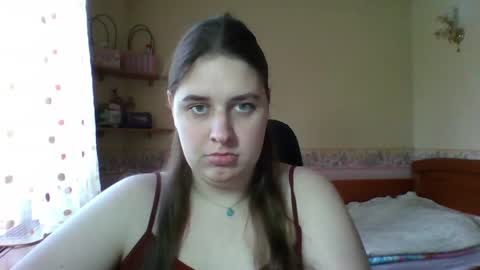 hess_luna_ online show from April 2026 09:01:01 AM