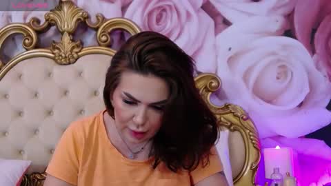 Hessy online show from October 2025 06:20:01 PM