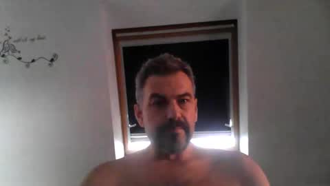 Snapshot of hessenboy_ffm chatting on May 2026 05:57:02 AM hessenboy_ffm online show from May 2026 05:57:02 AM