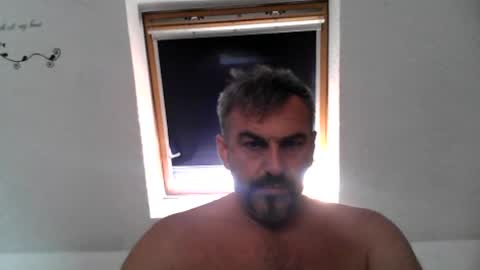 Snapshot of hessenboy_ffm chatting on June 2026 07:57:01 AM hessenboy_ffm online show from June 2026 07:57:01 AM