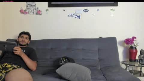 yeis online show from April 2026 10:09:02 PM