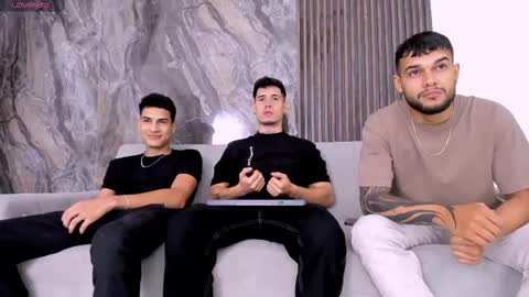 heteros men online show from February 2025 01:55:01 AM