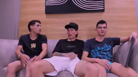 heteros men online show from February 2026 01:59:02 AM