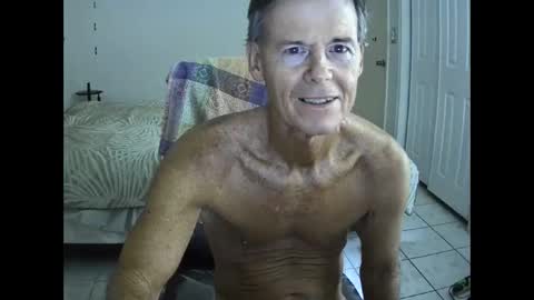 Snapshot of hewes1 chatting on November 2025 10:47:02 AM hewes1 online show from November 2025 10:47:02 AM