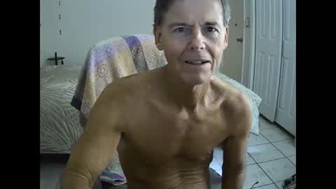 Snapshot of hewes1 chatting on November 2025 10:58:01 AM hewes1 online show from November 2025 10:58:01 AM