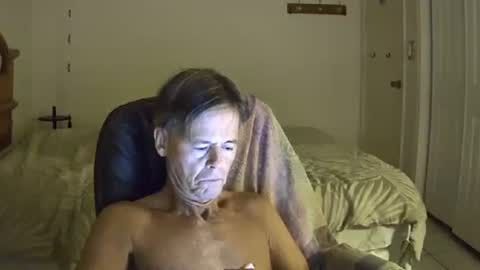 hewes1 online show from December 2025 11:03:02 AM