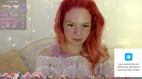 Snapshot of hexbunnie chatting on April 2026 01:44:02 AM hexbunnie online show from April 2026 01:44:02 AM