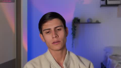 hey_cesard online show from December 2024 07:12:02 PM