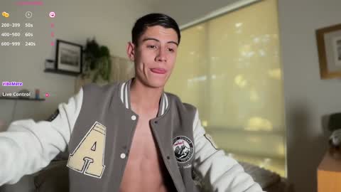 hey_cesard online show from December 2024 03:13:02 PM