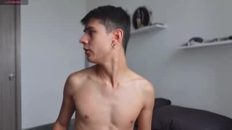 hey_cesard online show from February 2025 01:05:02 PM