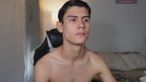 hey_cesard online show from April 2026 03:27:01 PM