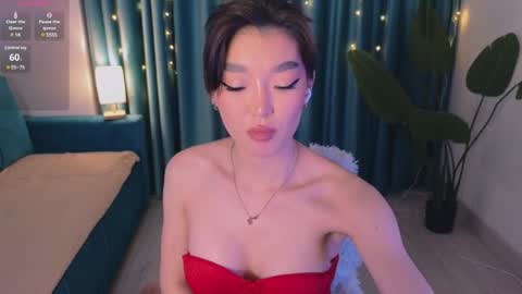 Audrey online show from February 2025 05:58:01 PM