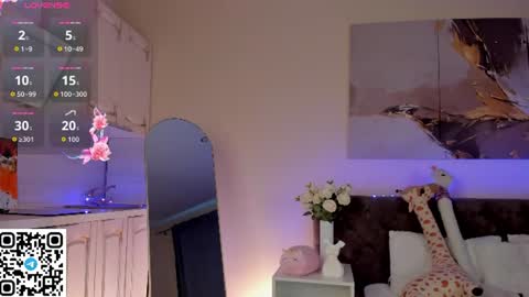 Snapshot of hey_lexy chatting on July 2026 09:15:01 AM Lexy GMT1 0200 am-0900am Mon Tue online show from July 2026 09:15:01 AM