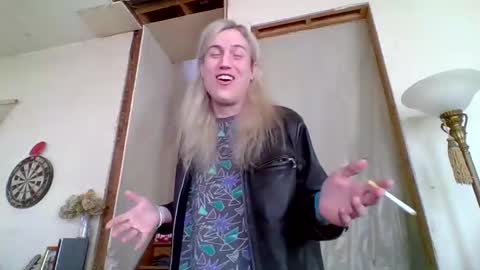 Snapshot of hey_mikky chatting on March 2025 03:20:02 PM hey_mikky online show from March 2025 03:20:02 PM