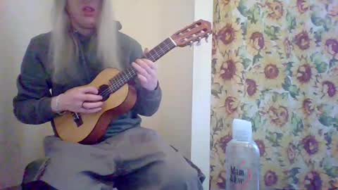 Snapshot of hey_mikky chatting on March 2025 07:17:01 PM hey_mikky online show from March 2025 07:17:01 PM