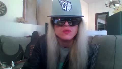 Snapshot of hey_mikky chatting on September 2025 04:30:01 PM hey_mikky online show from September 2025 04:30:01 PM