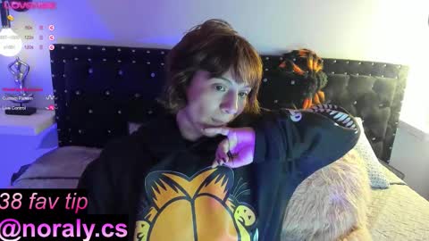 Noraly  online show from October 2025 04:15:01 AM