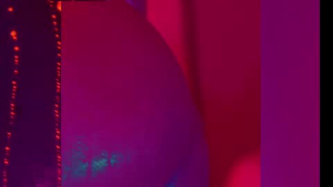 Snapshot of heybanan chatting on February 2025 07:44:02 AM Alina online show from February 2025 07:44:02 AM