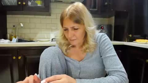 Snapshot of heyheygrey chatting on March 2025 03:49:01 PM Heyheygrey online show from March 2025 03:49:01 PM