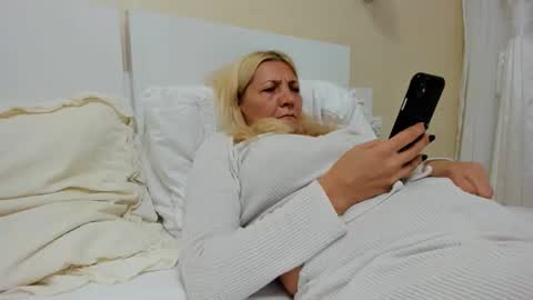 Snapshot of heyheygrey chatting on September 2025 07:49:01 PM Heyheygrey online show from September 2025 07:49:01 PM