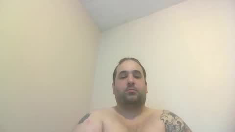 Snapshot of heyhoo111 chatting on May 2026 04:33:02 PM heyhoo111 online show from May 2026 04:33:02 PM