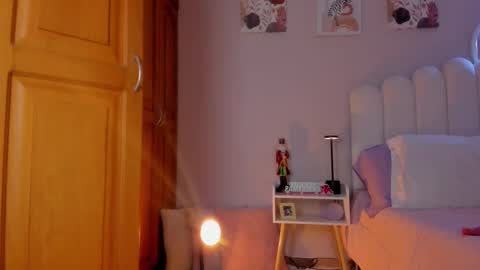 Martina Ricci Show schedule Monday to Friday 8am colombia time I work some weekends  online show from December 2025 01:50:02 PM