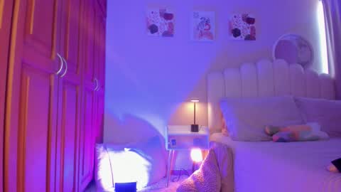 Martina Ricci Show schedule Monday to Friday 8am colombia time I work some weekends  online show from February 2026 03:38:01 PM