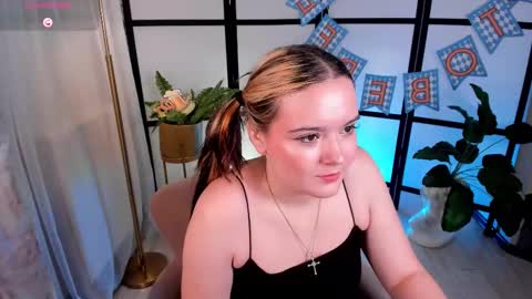 Amazing Mary  online show from September 2025 04:13:02 AM
