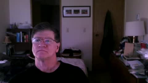 Snapshot of hg99too chatting on December 2024 04:05:01 PM hg99too online show from December 2024 04:05:01 PM