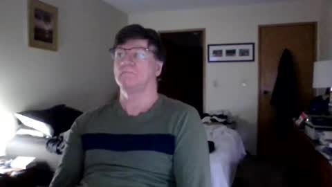 Snapshot of hg99too chatting on January 2025 03:58:02 PM hg99too online show from January 2025 03:58:02 PM