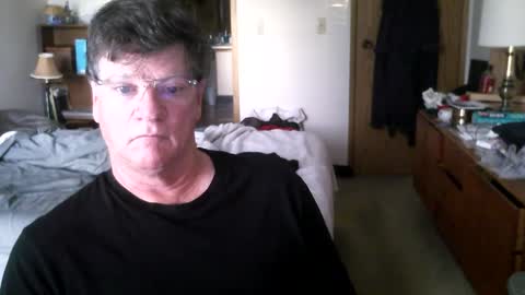 Snapshot of hg99too chatting on October 2025 02:48:01 PM hg99too online show from October 2025 02:48:01 PM