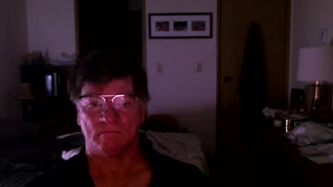 Snapshot of hg99too chatting on October 2025 01:45:02 PM hg99too online show from October 2025 01:45:02 PM