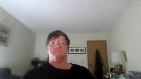 Snapshot of hg99too chatting on October 2025 02:29:01 PM hg99too online show from October 2025 02:29:01 PM