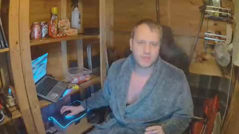 Snapshot of hharveyden chatting on March 2026 10:43:02 PM H Dawg online show from March 2026 10:43:02 PM