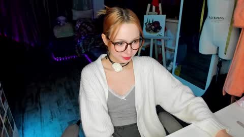 Snapshot of hi_diana chatting on March 2025 11:16:02 PM im Di online show from March 2025 11:16:02 PM