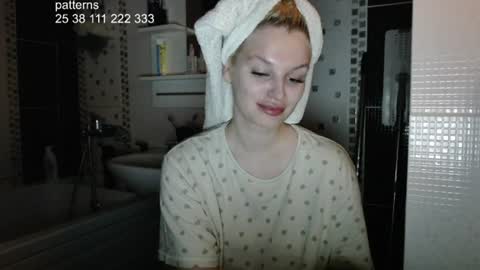 Snapshot of hi_i_am_ana chatting on July 2026 06:32:01 AM Ana online show from July 2026 06:32:01 AM