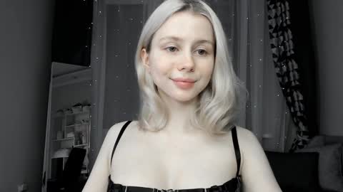 Popsy Risha online show from November 2025 08:23:02 PM