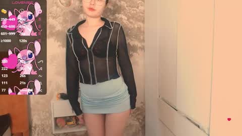 Hiaru online show from September 2025 05:33:02 AM