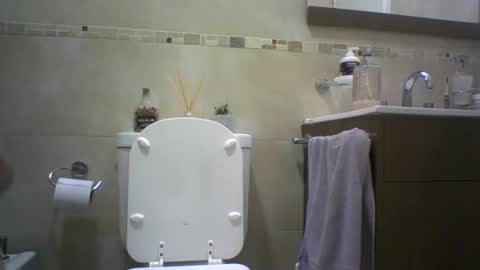 hibridmen online show from September 2025 06:18:02 PM