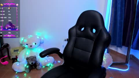 Diana online show from February 2025 01:32:02 AM