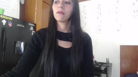Snapshot of hilari18 chatting on December 2024 01:14:01 AM hilaril18 online show from December 2024 01:14:01 AM