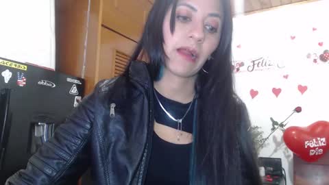 Snapshot of hilari18 chatting on February 2025 02:15:01 AM hilaril18 online show from February 2025 02:15:01 AM