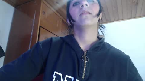 Snapshot of hilari18 chatting on September 2025 11:43:01 AM hilaril18 online show from September 2025 11:43:01 AM