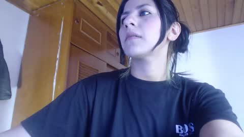 Snapshot of hilari18 chatting on September 2025 06:31:02 PM hilaril18 online show from September 2025 06:31:02 PM